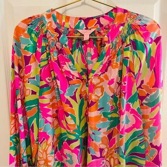 Lilly Pulitzer Vibrant Floral Blouse NWOT - Picture 3 of 6